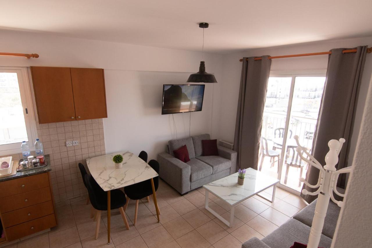 Amelia Two Bedroom Apartment - 202 Paphos 外观 照片